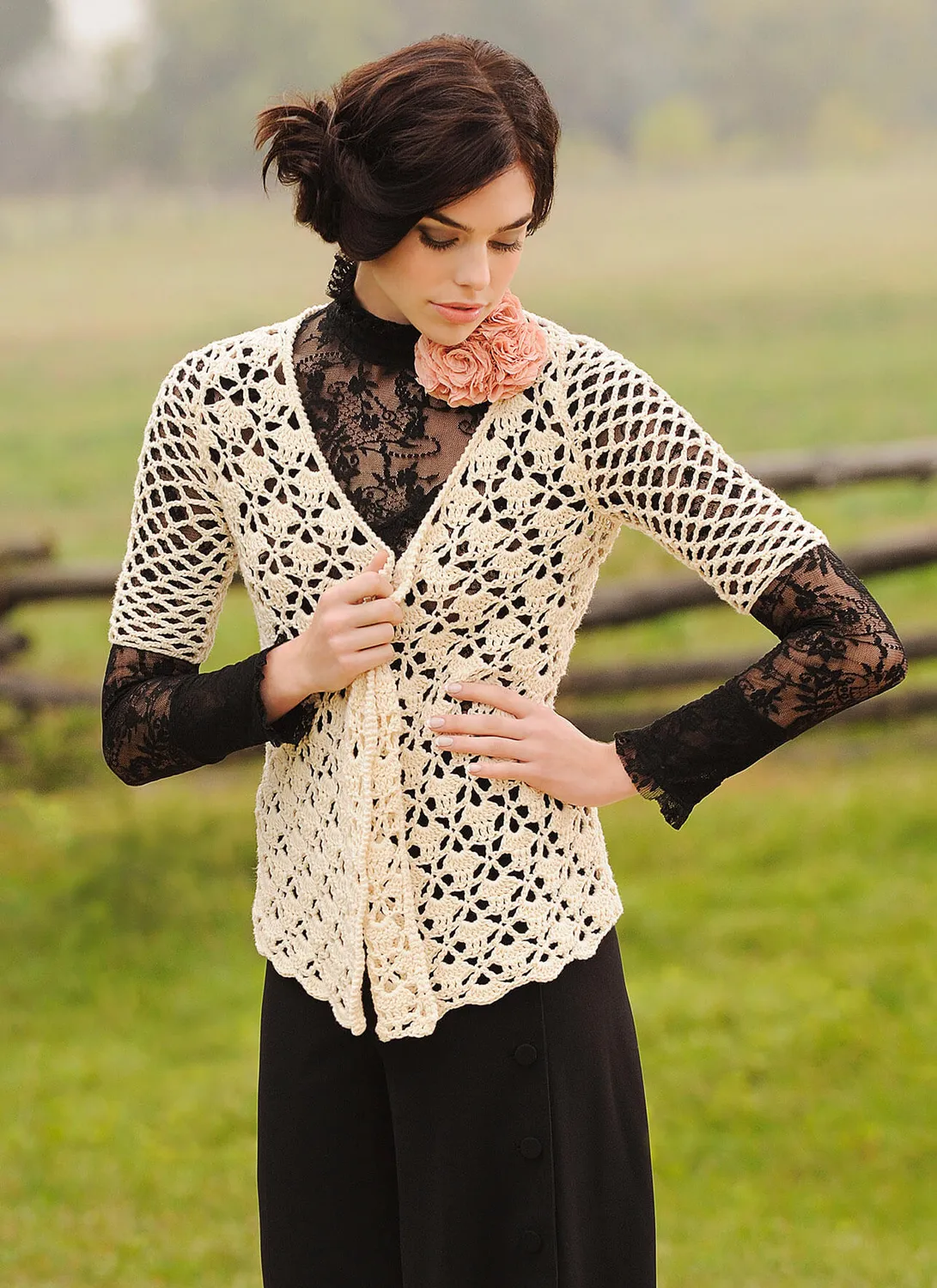 Blue Sky Fibers Classic Series Valerie’s Cardigan Häkelanleitung