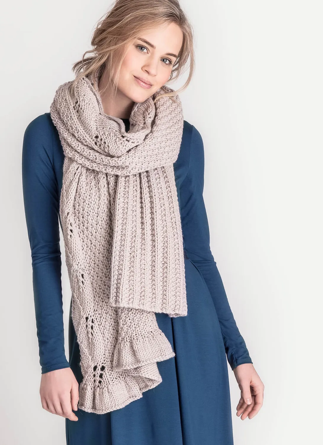 Blue Sky Fibers Classic Series Vining Wrap Strickanleitung Schal