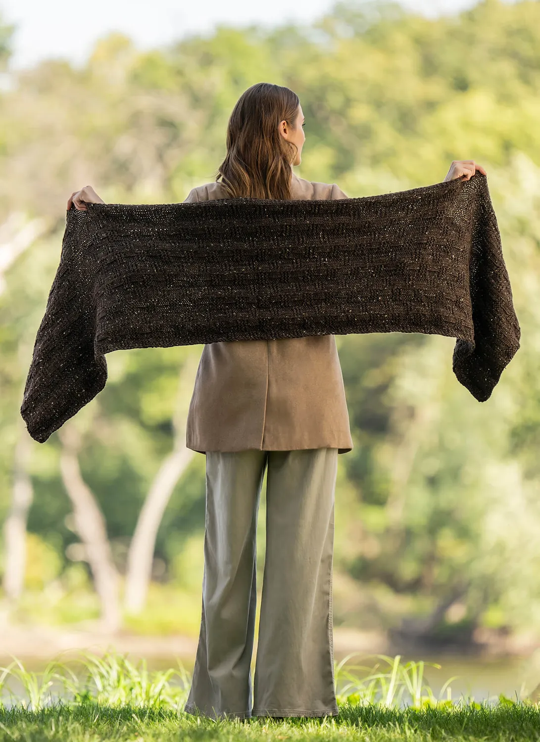Blue Sky Fibers Classic Espresso Wrap Strickanleitung 202620