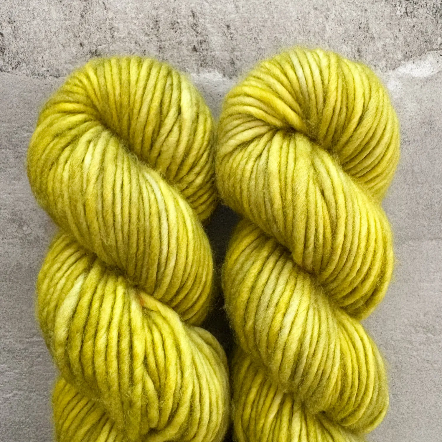 Madelinetosh Biggie Rhys Super Bulky Garn 82m Merino