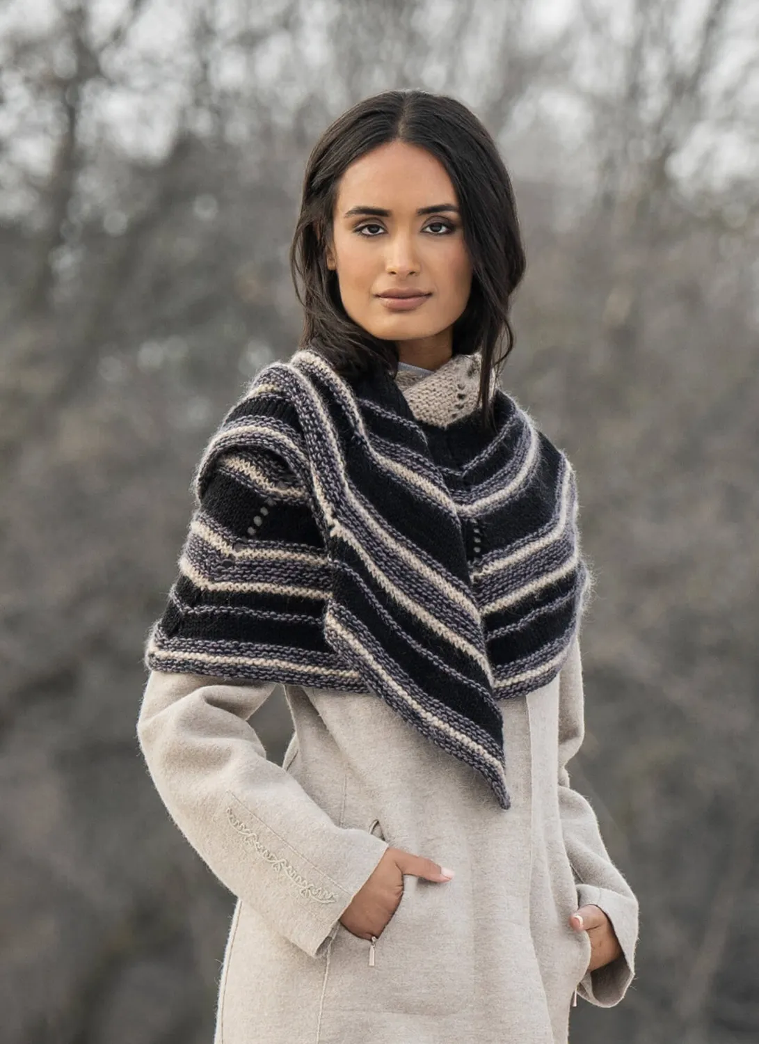 Blue Sky Fibers Classic Series 202439 Rings of Saturn Tuch Anleitung