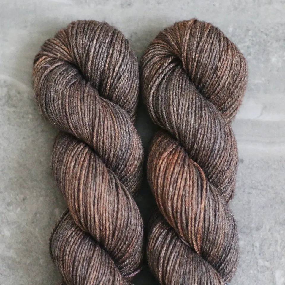 Madelinetosh Tosh Wool Cotton Coffee Grounds 200m DK