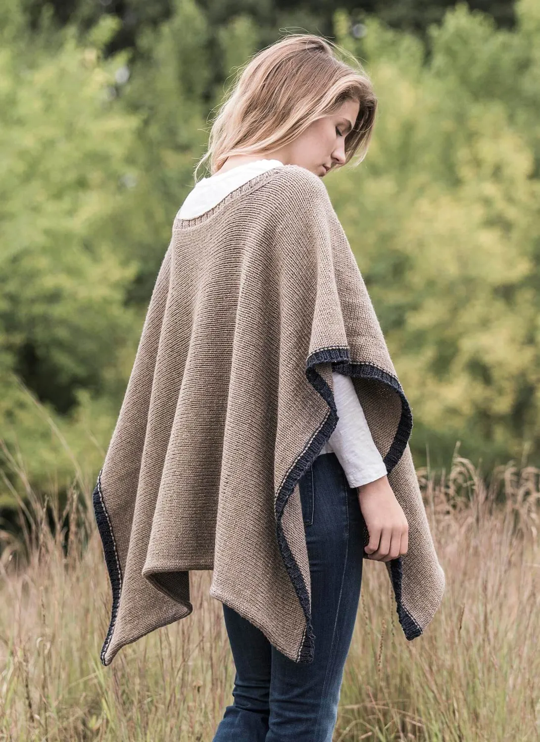 Blue Sky Fibers Classic Series Big Splash Poncho Strickanleitung Superwash