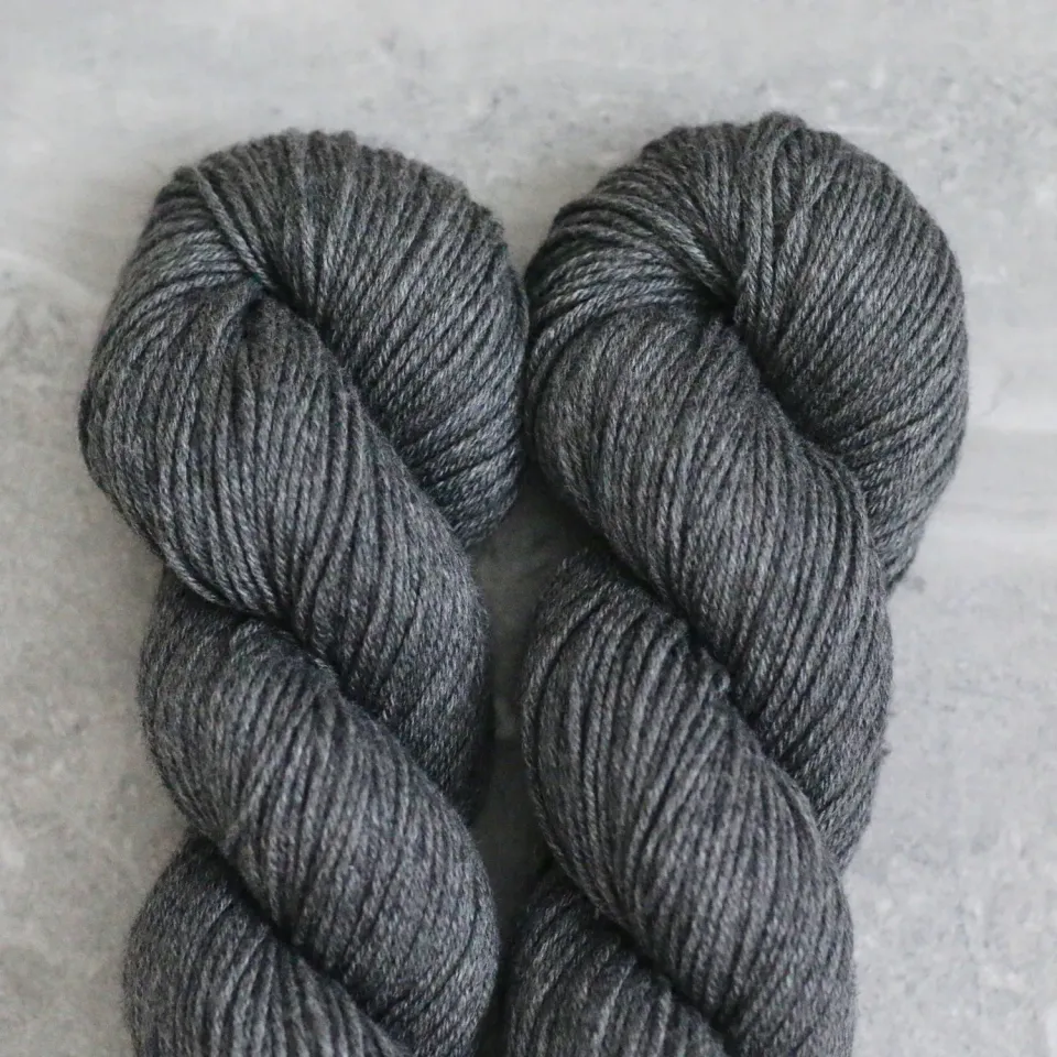 Madelinetosh Tosh Wool Cotton Onyx DK Mischgarn