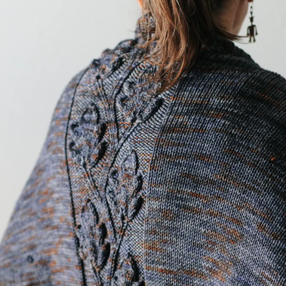 Madelinetosh Creature Comforts Cardi Strickanleitung PDF Oversize