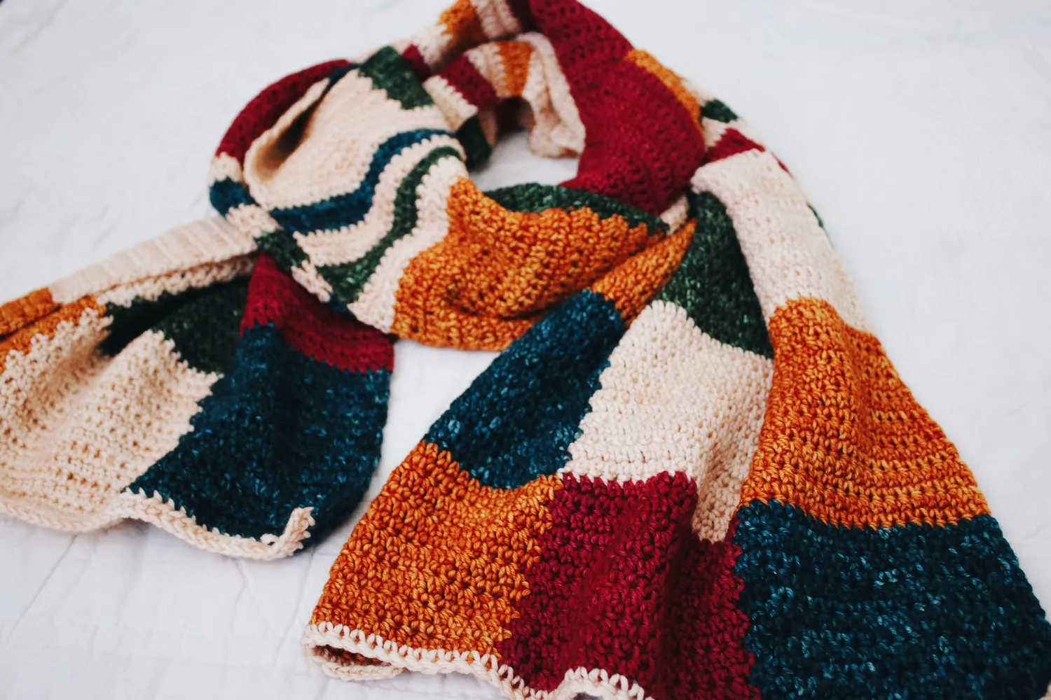 Madelinetosh Merrick Häkelanleitung PDF Schal Tosh DK