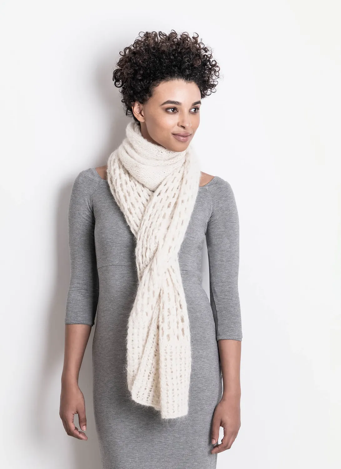 Blue Sky Fibers Classic Series Vestido Wrap Strickanleitung Brushed Suri