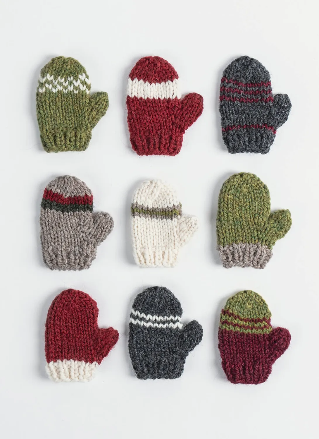 Blue Sky Fibers Tiny Holiday Collection Mini Deko Strickanleitung