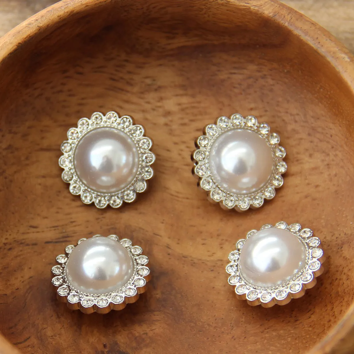 Go Handmade Diamond Pearl Knöpfe 21 mm 4 Stück silber