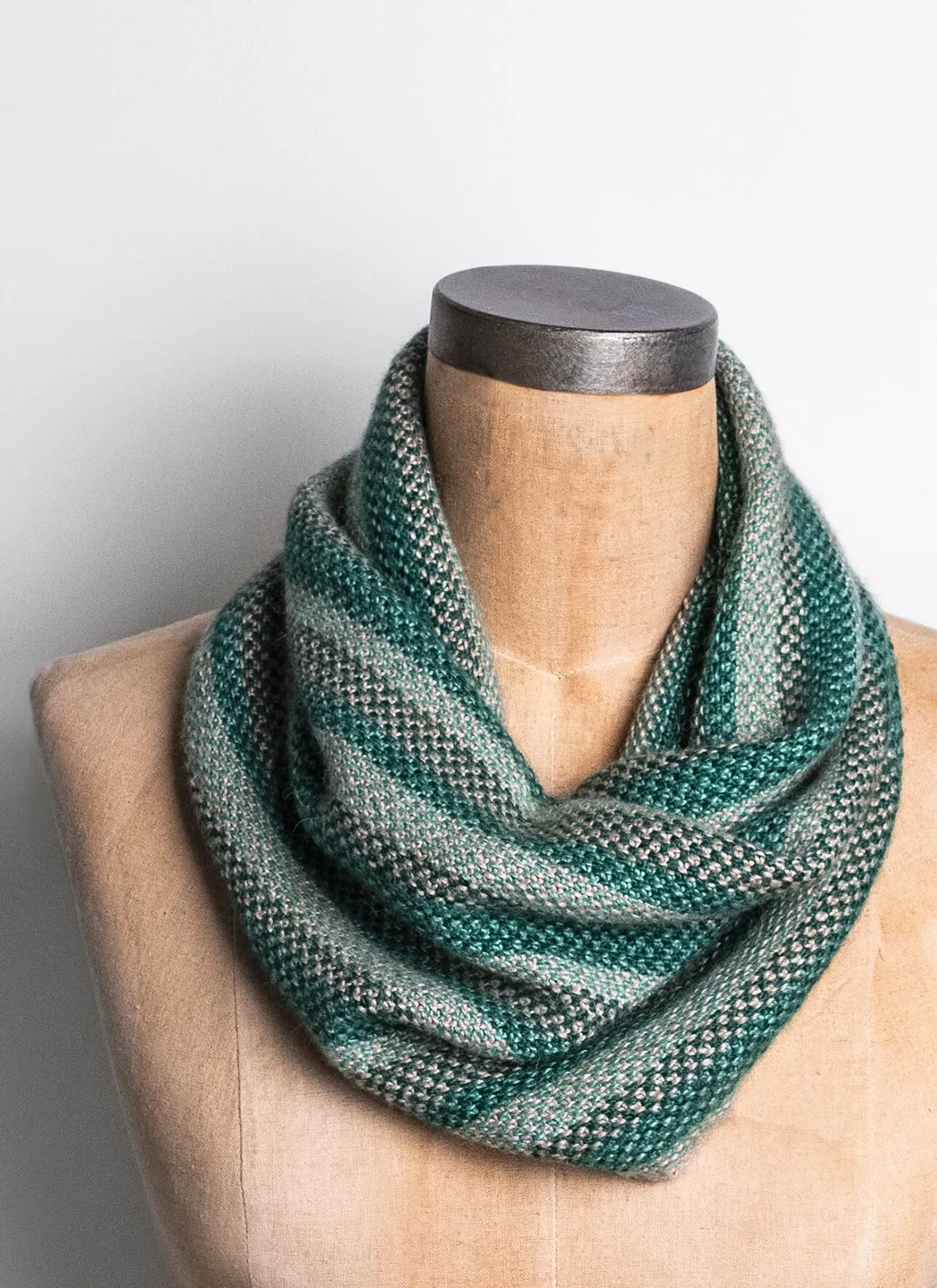Blue Sky Fibers Lexington Loop Strickkit Babyalpaka Seide
