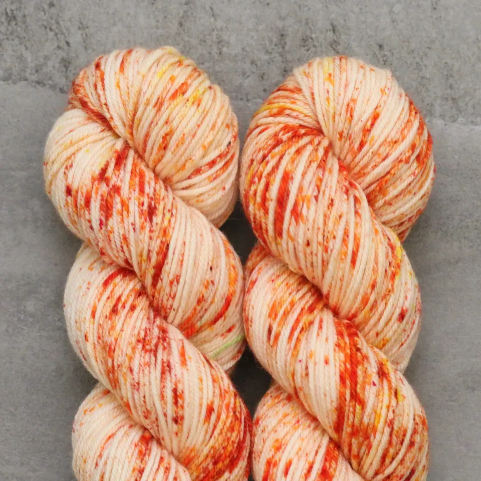 Madelinetosh Tosh DK GG Loves Speckles Wolle DK 205m Merino