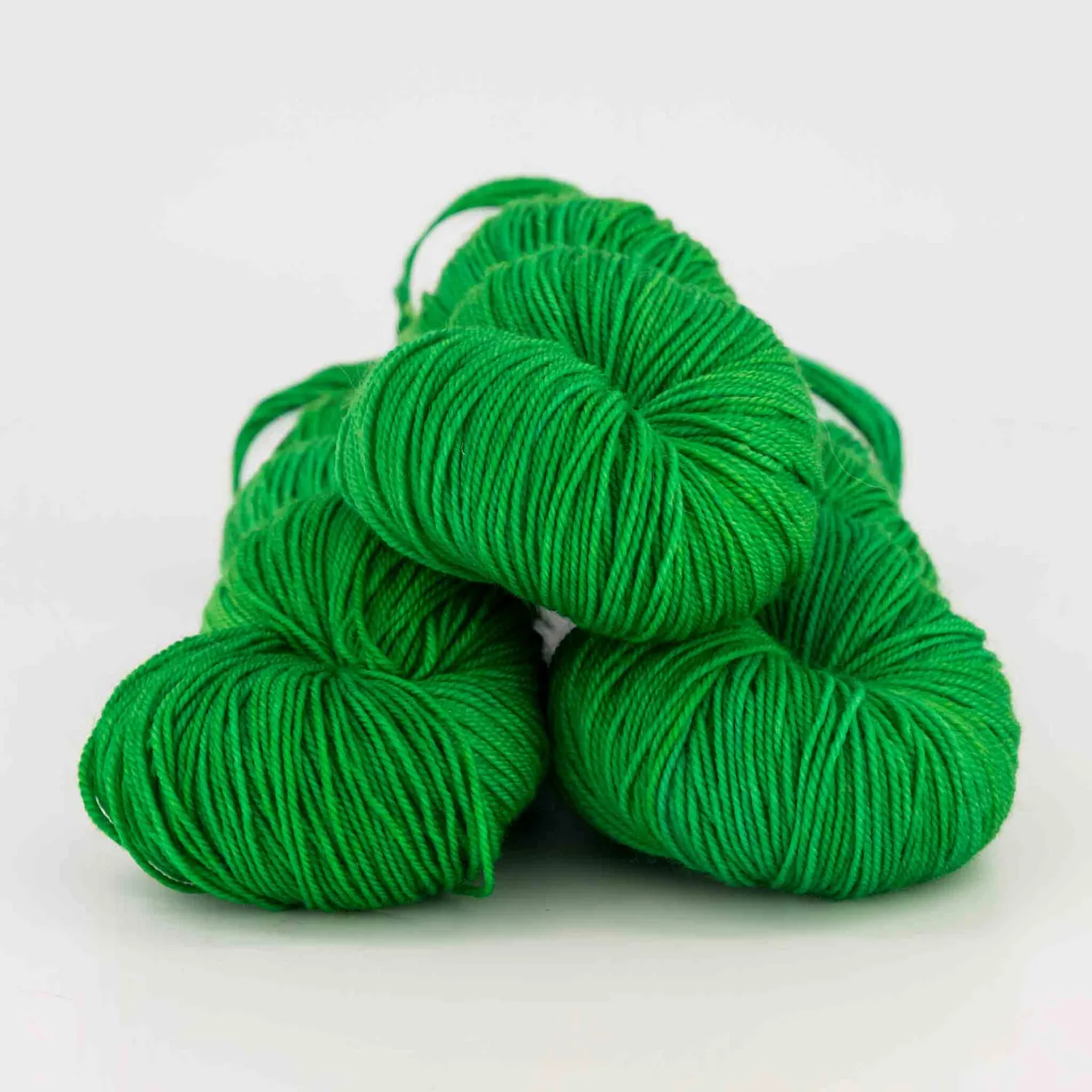 Cowgirlblues Proper Sock Evergreen Sockenwolle handgefärbt