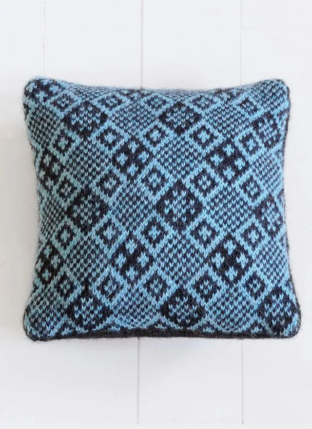 Blue Sky Fibers 13th Street Pillow Strickanleitung gratis