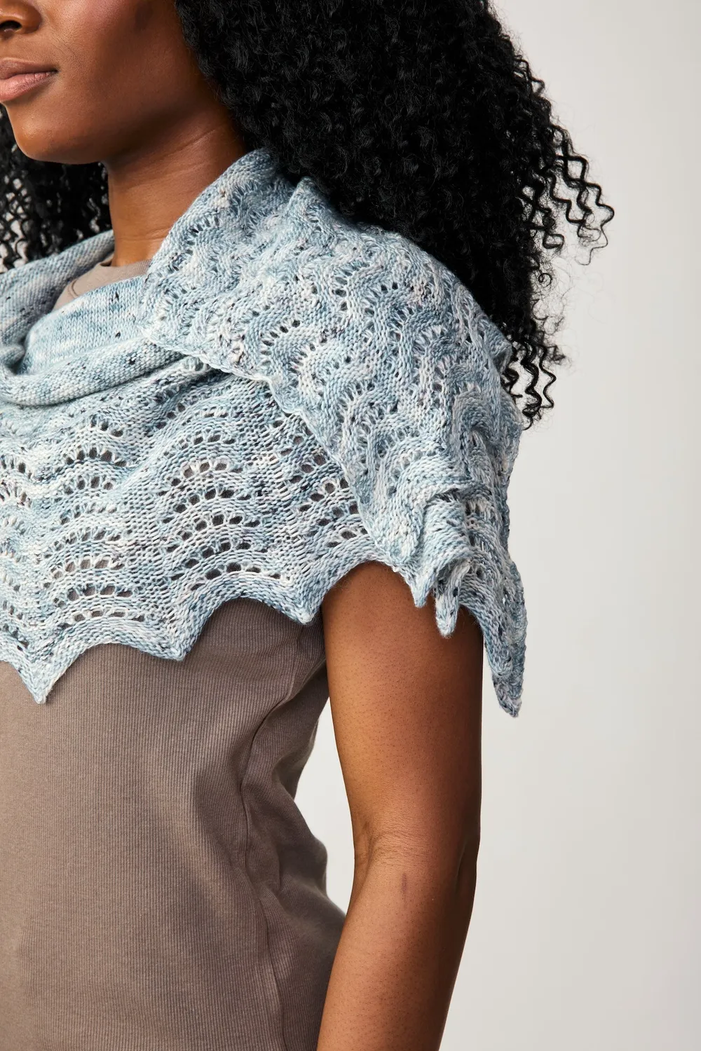 Madelinetosh Dear Denim Shawl Strickanleitung PDF Fingering-Tuch
