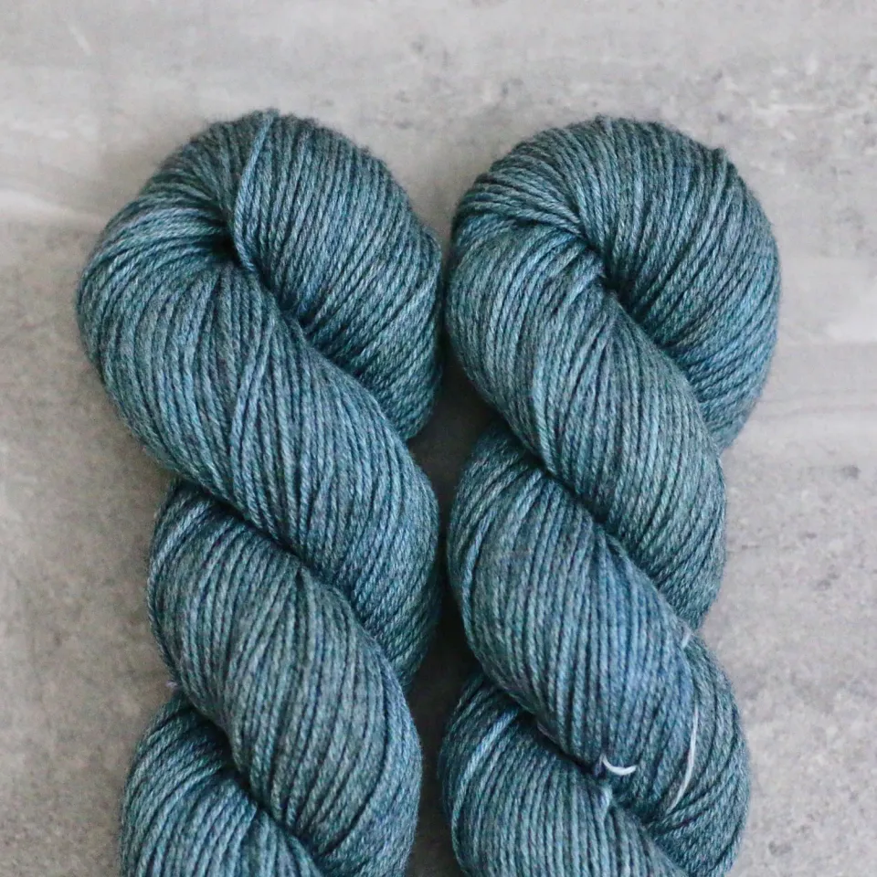 Madelinetosh Tosh Wool + Cotton Cousteau DK-Wolle 200m
