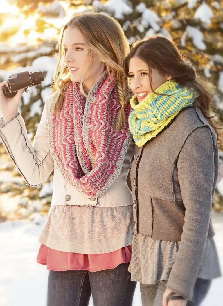 Blue Sky Fibers Classic Wing Tip Cowl 9220 Strickanleitung Loop