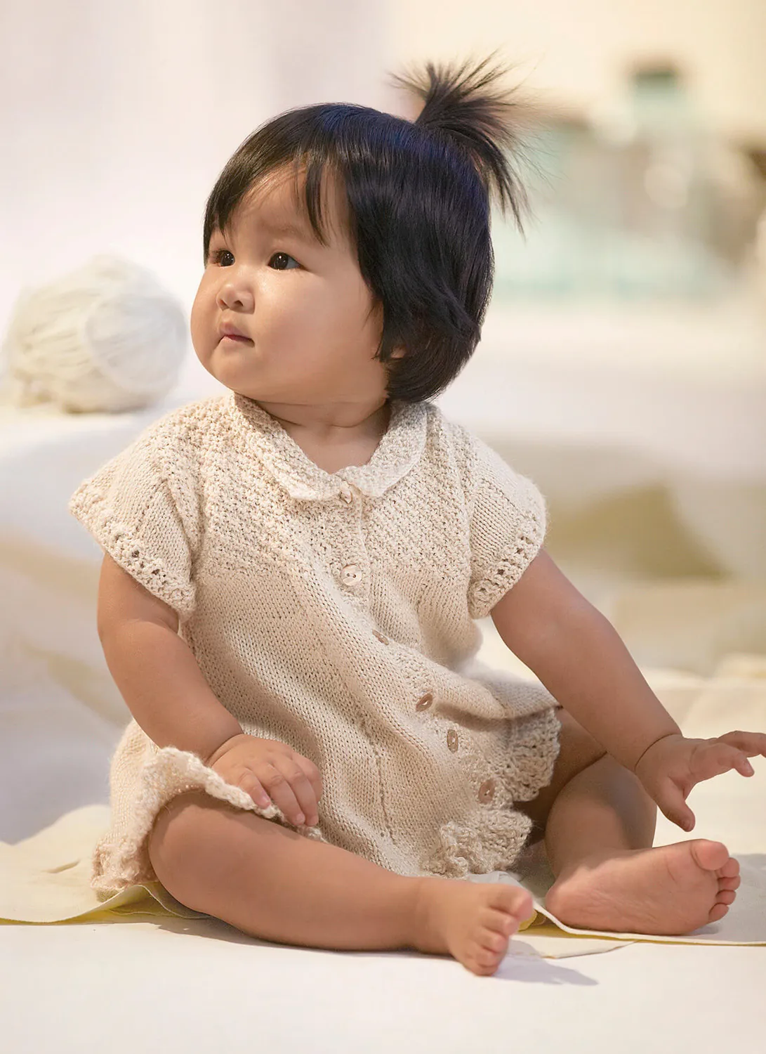 Blue Sky Fibers Classic Baby Dress Strickanleitung Moosstich Rüsche