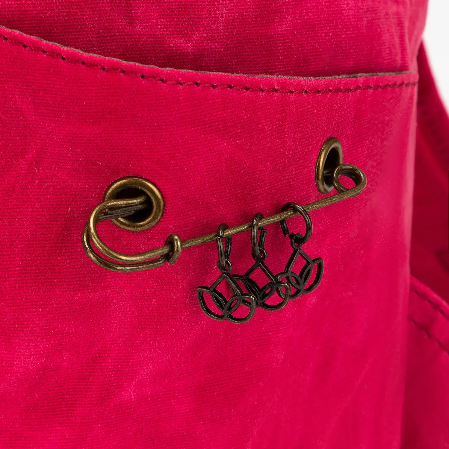 Madelinetosh Makers Canvas Rucksack Vivid Rose Wolltasche