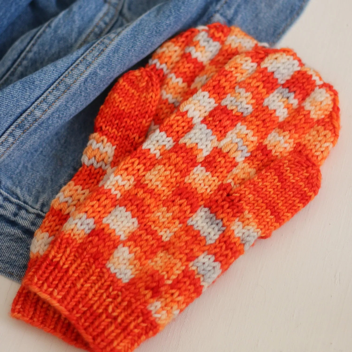 Madelinetosh Checkmate Mitts Strickanleitung PDF