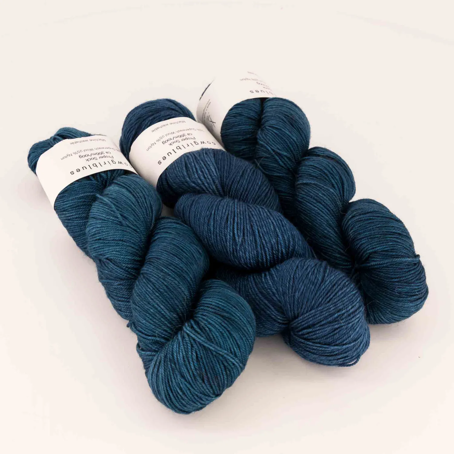Cowgirlblues Proper Sock Cape Storm Sockenwolle