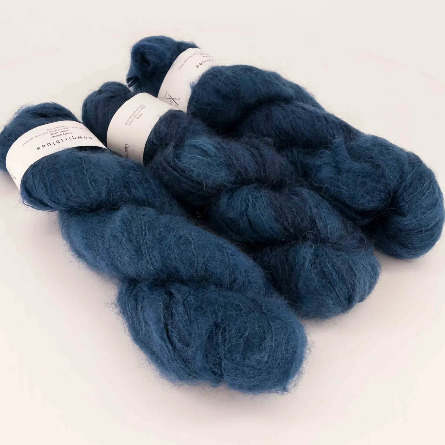 Cowgirlblues Fluffy Cape Storm Wolle Storm handgefärbt