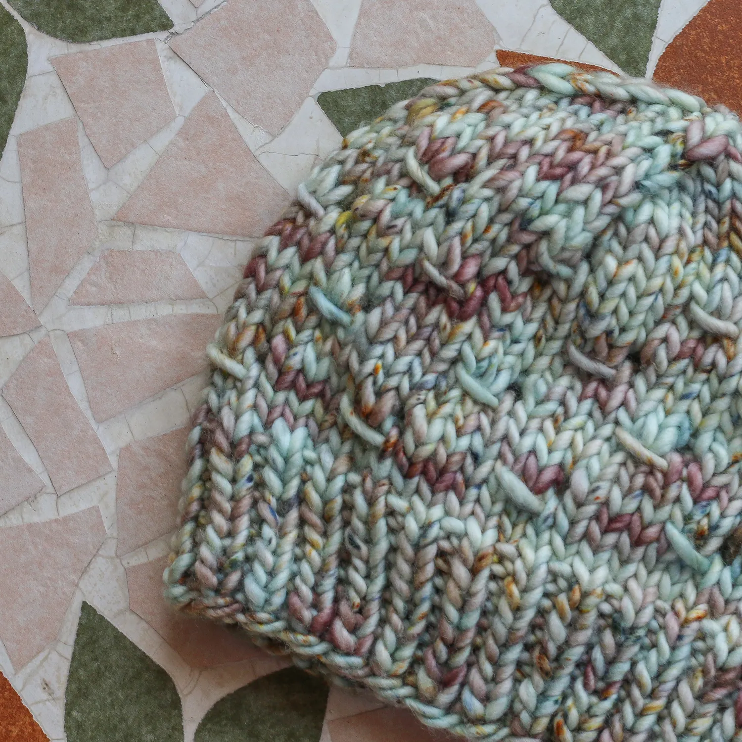 Madelinetosh Carl Beanie Kit Strickset Biggie Wolle