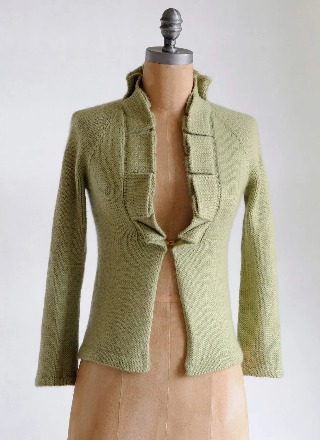 Blue Sky Fibers Pleated Jacket Jackenanleitung