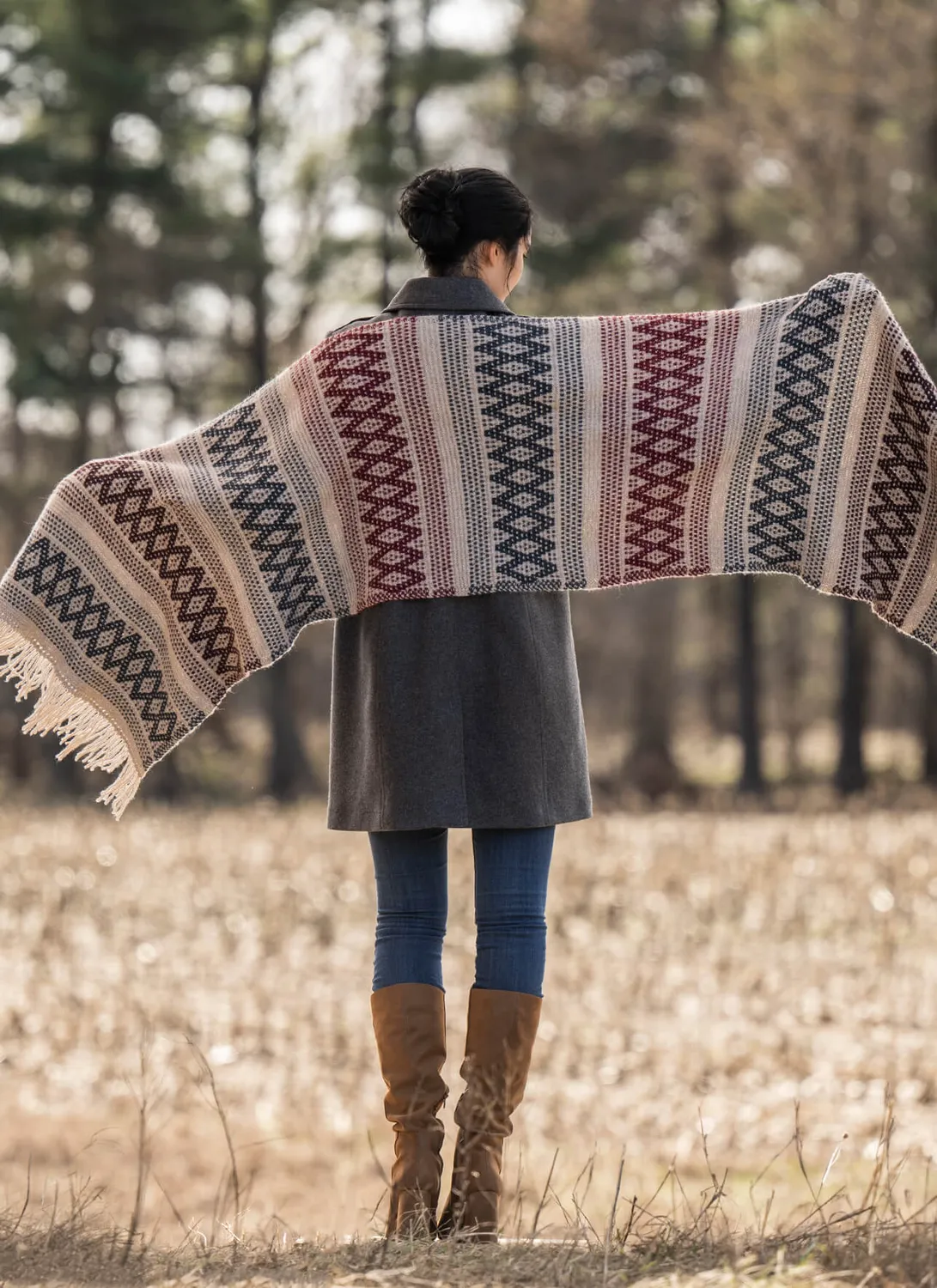 Blue Sky Fibers Classic Manitoba Mosaic Wrap 202331 Tuch