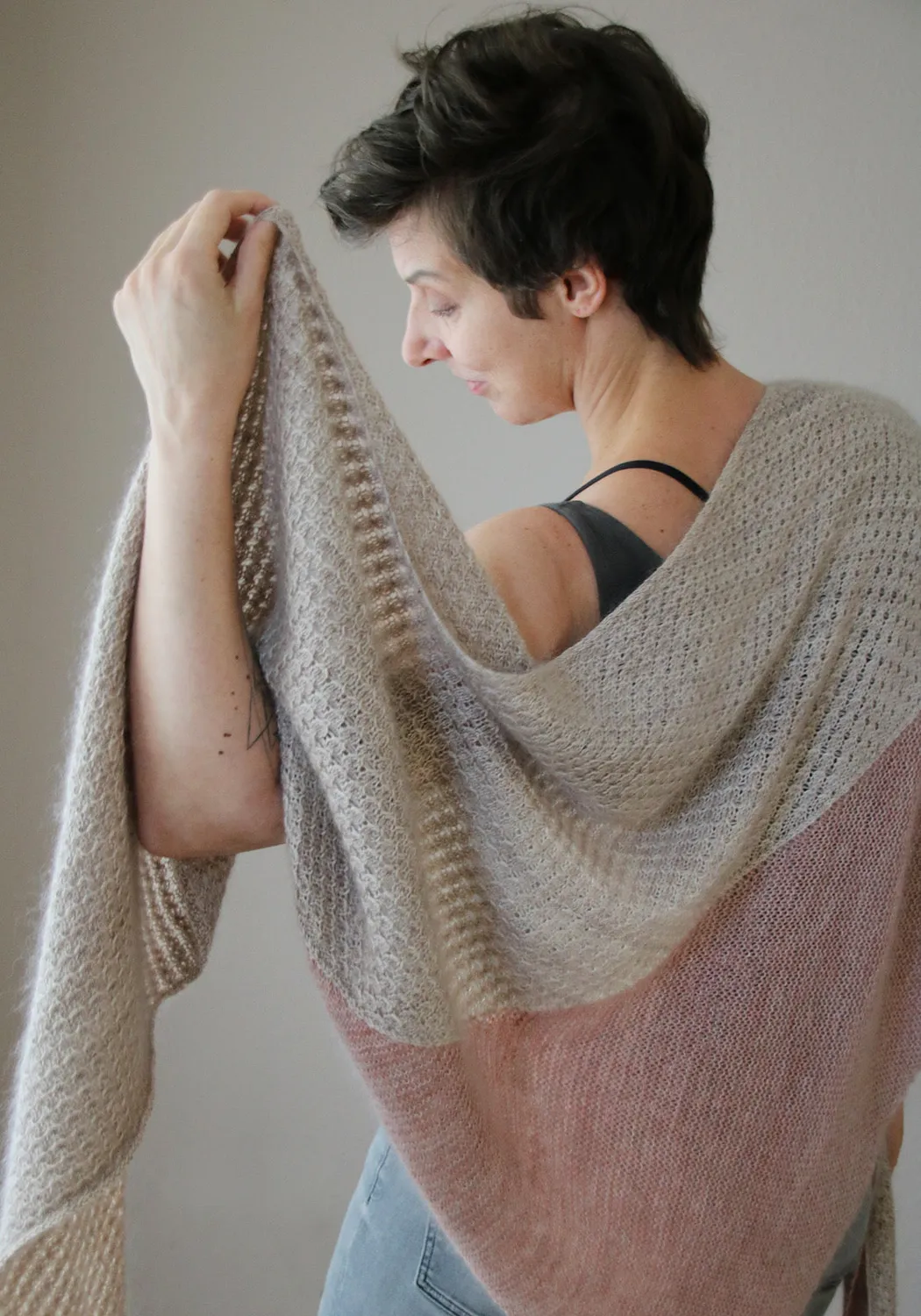Madelinetosh Far From Here Tuch Strickset Original