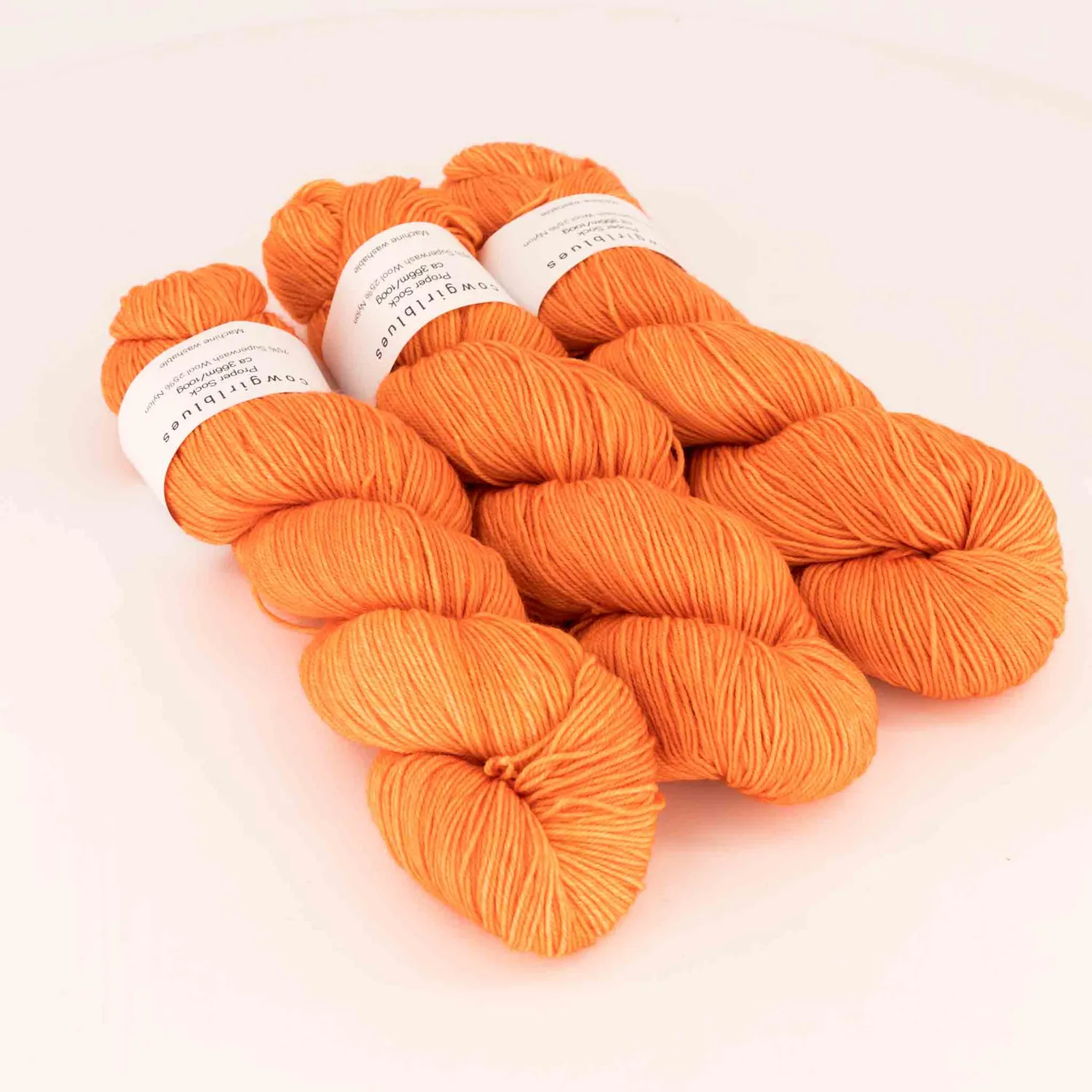 Cowgirlblues Proper Sock Sockengarn Carrot Juice handgefärbt