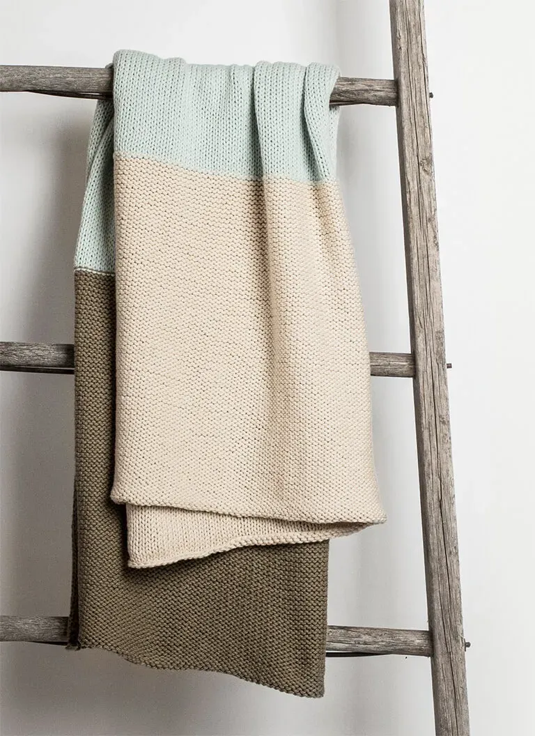 Blue Sky Fibers Lots of Love Decke Strickanleitung 6 Stränge
