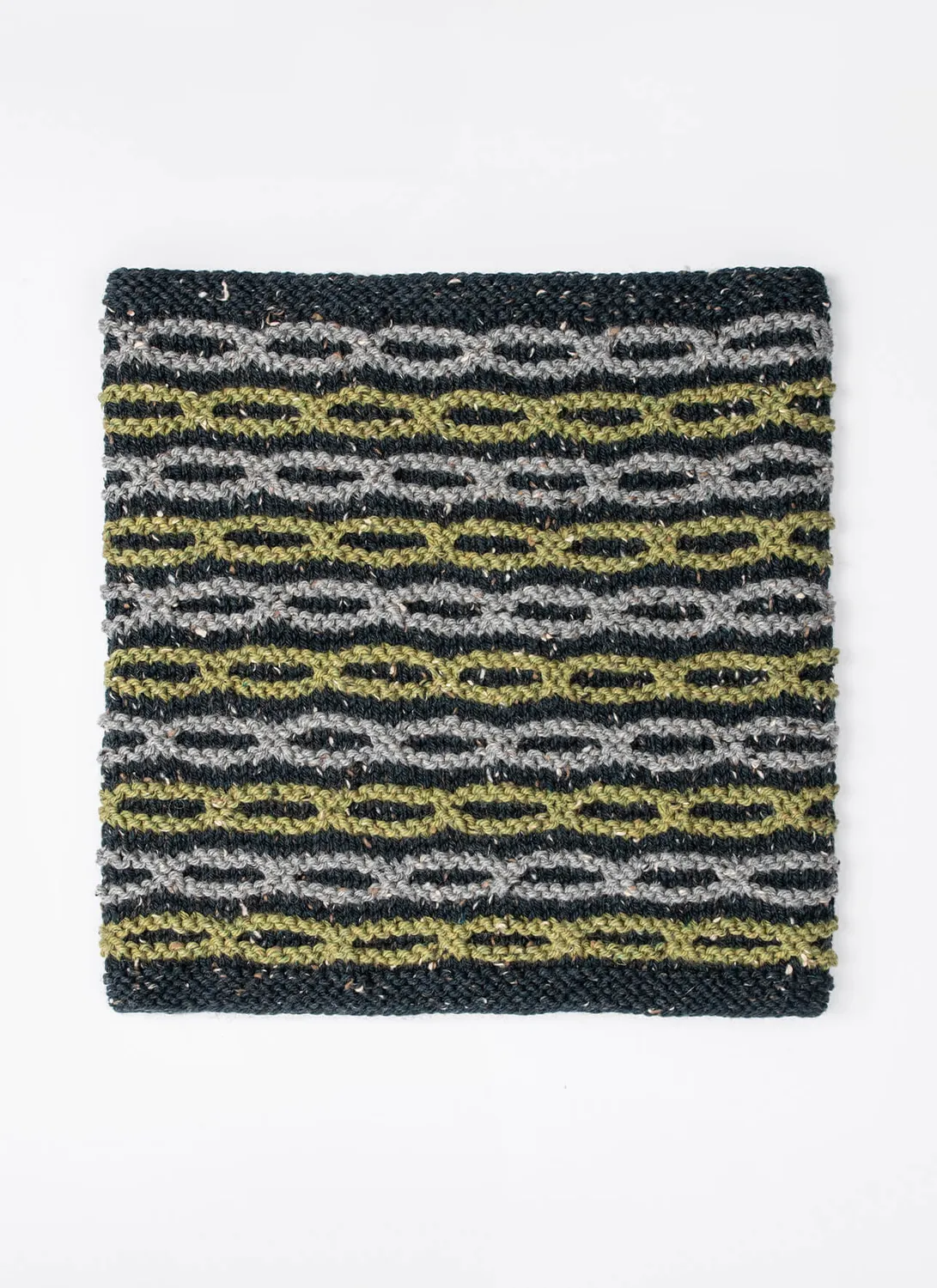 Blue Sky Fibers Chain of Lakes Cowl Strickanleitung Tweed