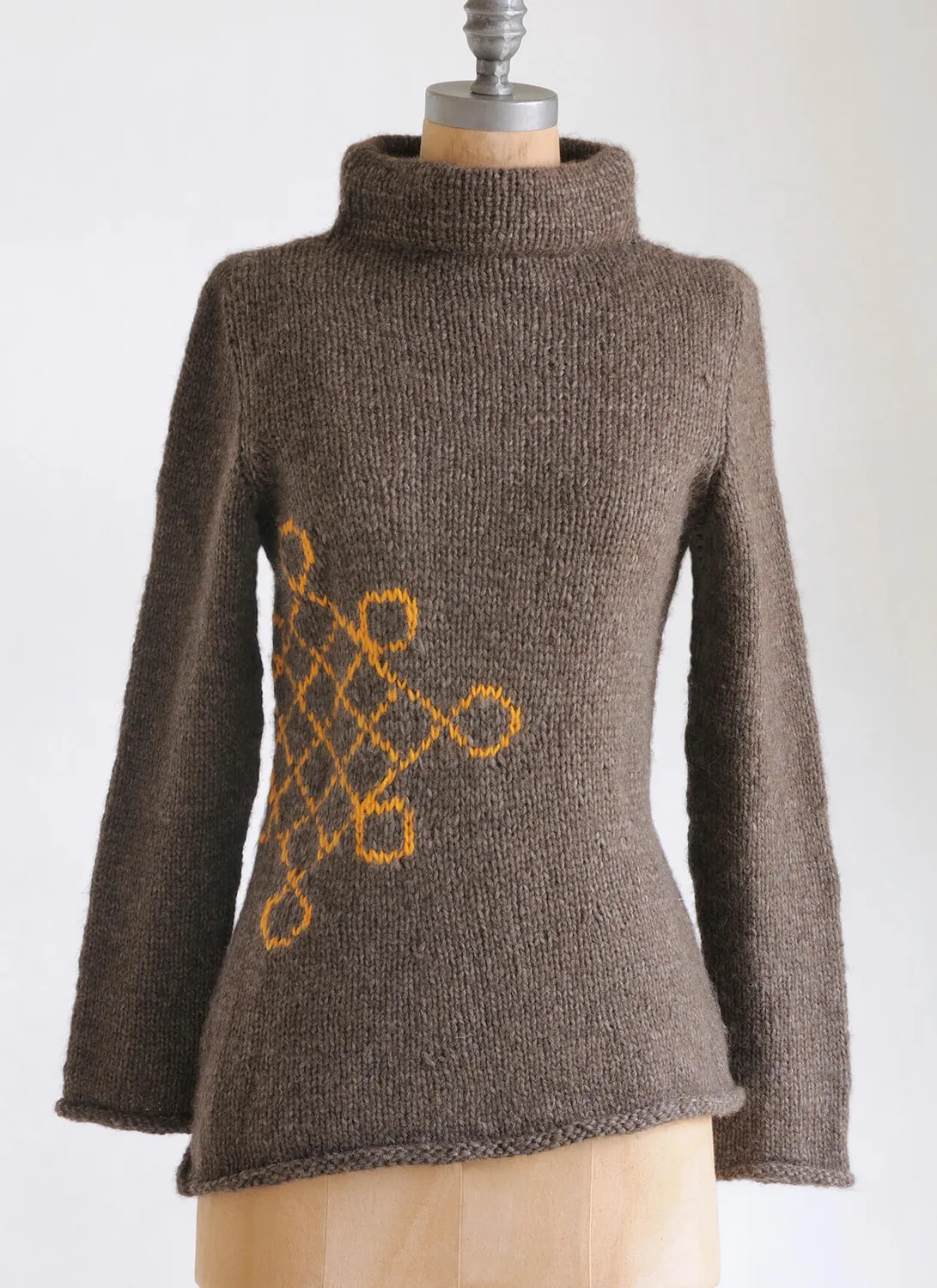 Blue Sky Fibers Classic Graphic Pullover Strickanleitung Rollkragen