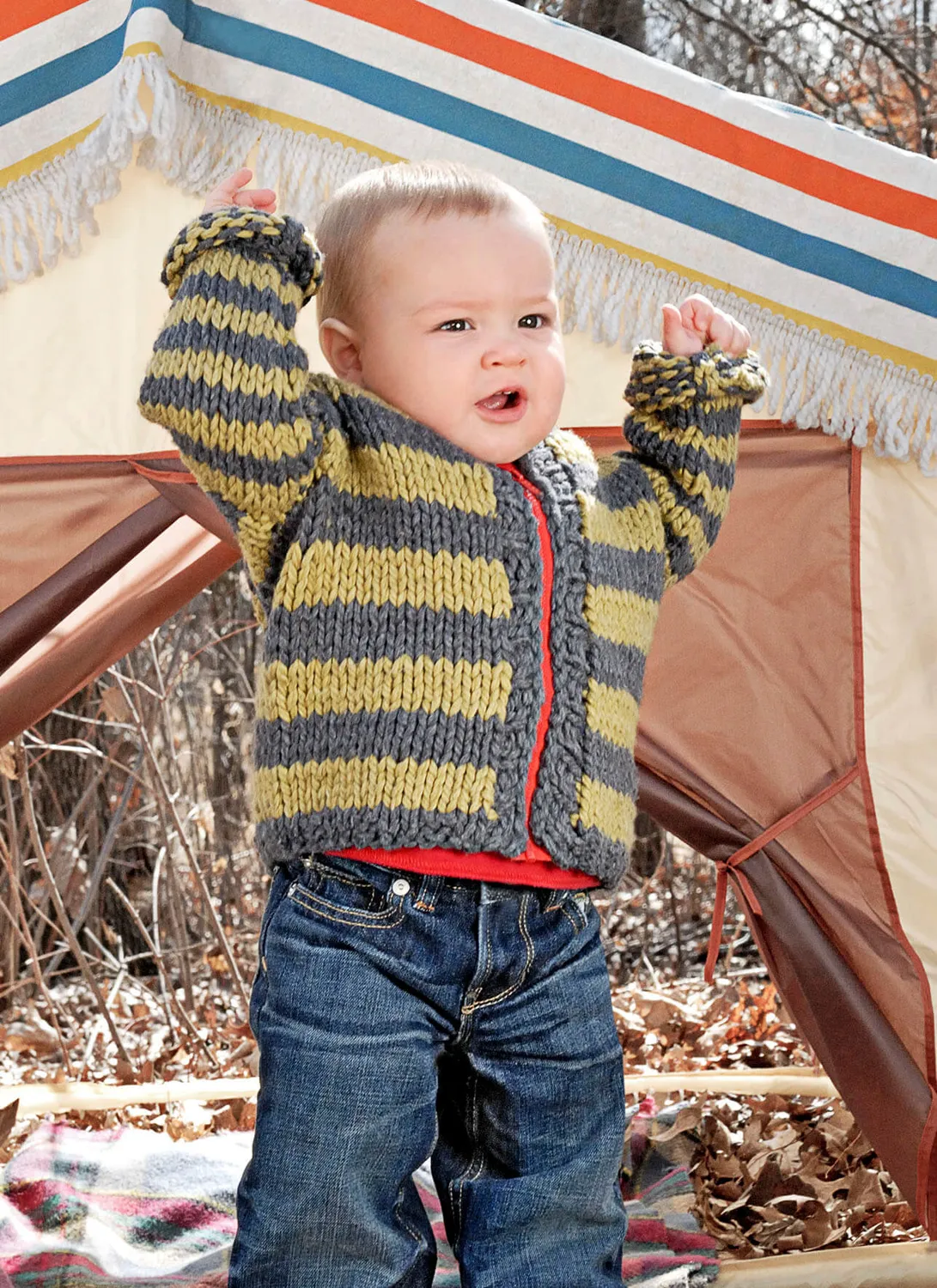Blue Sky Fibers Playground Hoodie Strickanleitung Streifen