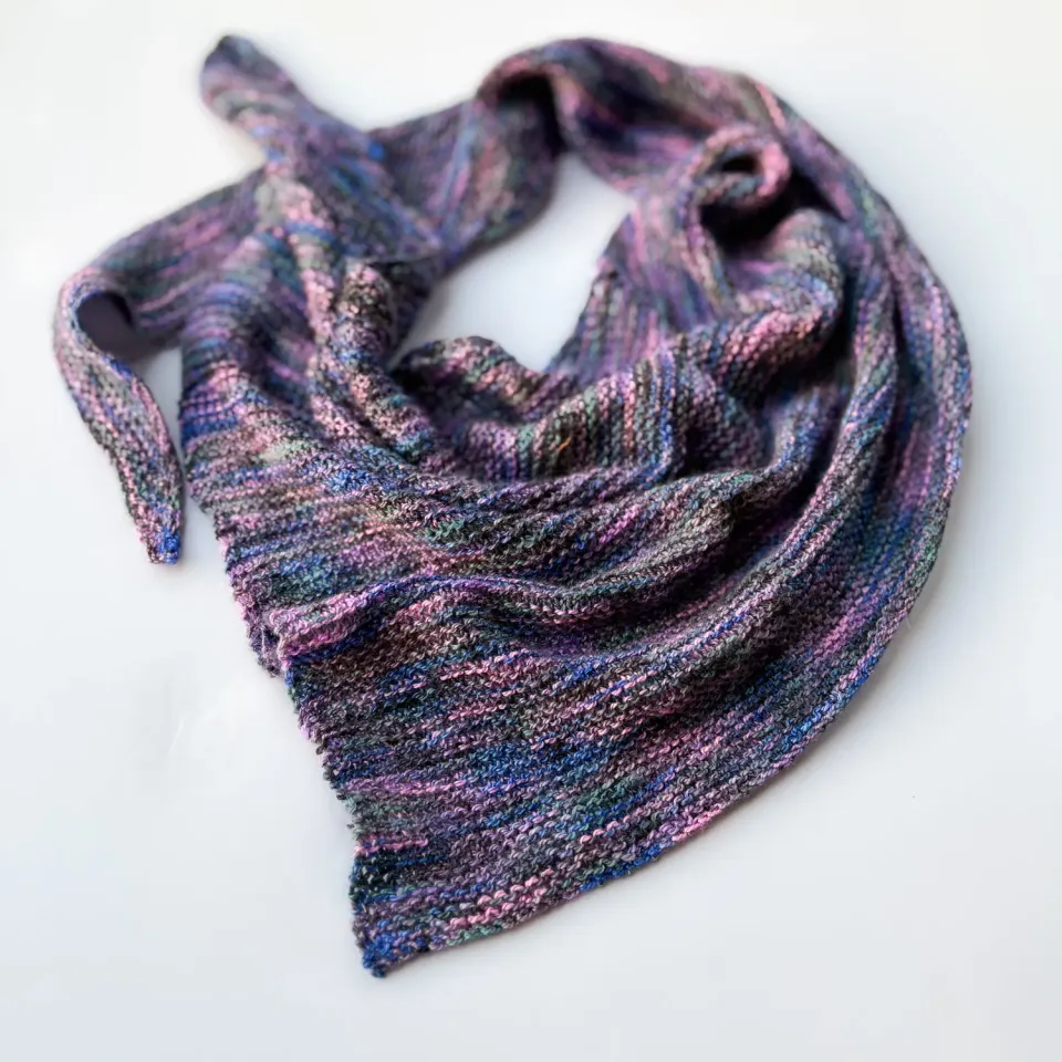 Madelinetosh Envoy Kit Gosia Tuch Strickset Seide-Merino