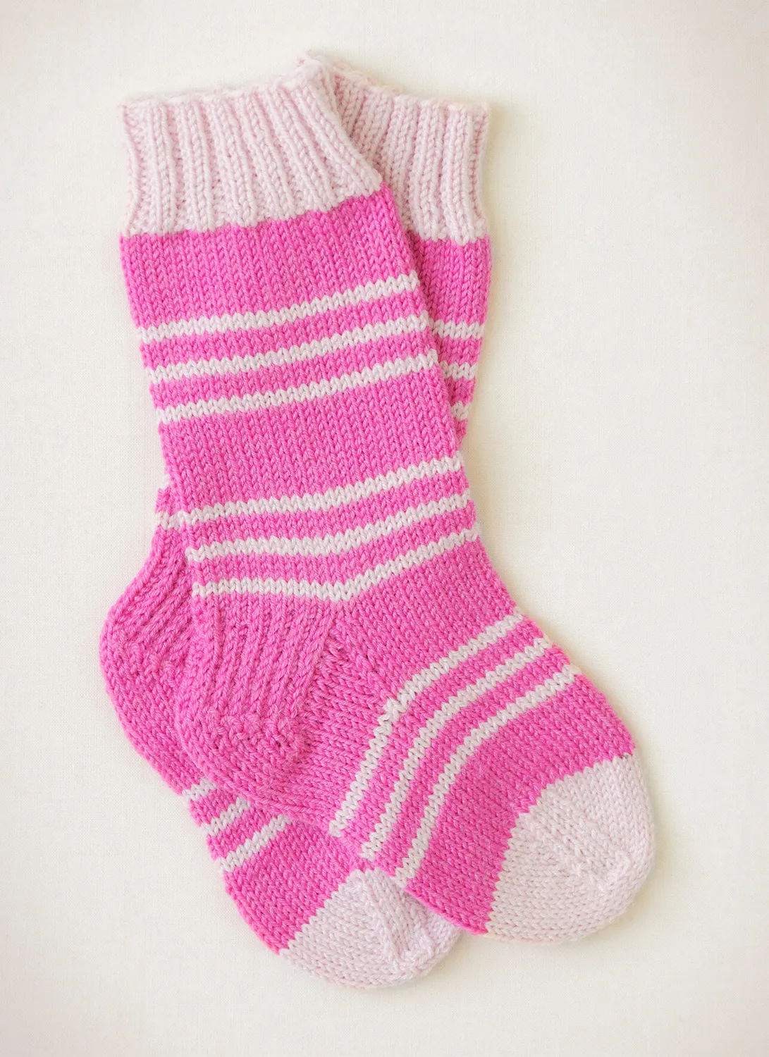 Blue Sky Fibers Classic Series Lots o Socks Strickanleitung 9810 Socken