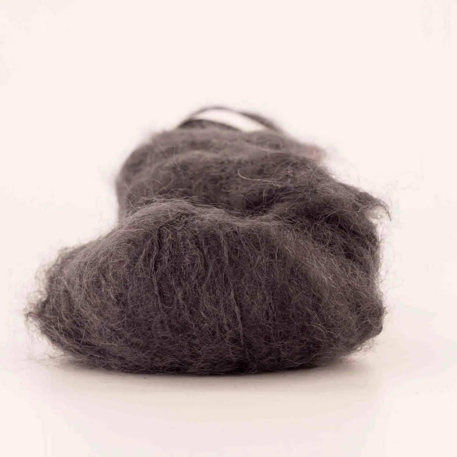 Cowgirlblues Fluffy 50g Mohairwolle Charcoal handgefärbt