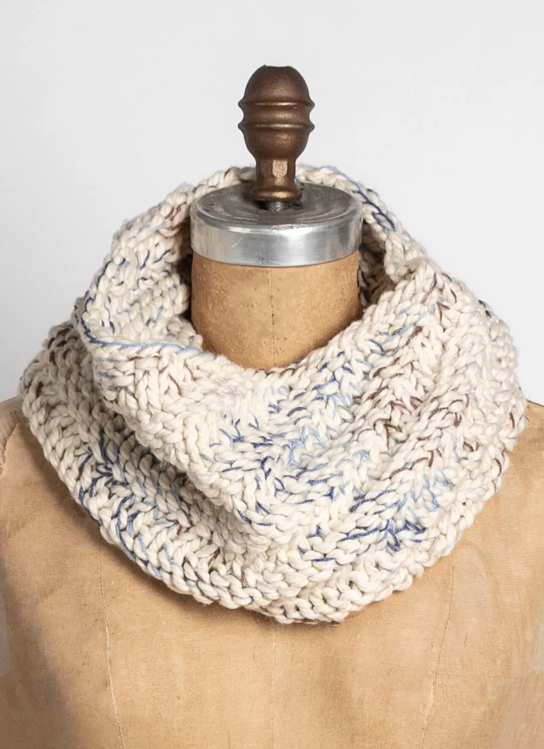 Blue Sky Fibers Classic Series Mabel Cowl Strickanleitung Spiral