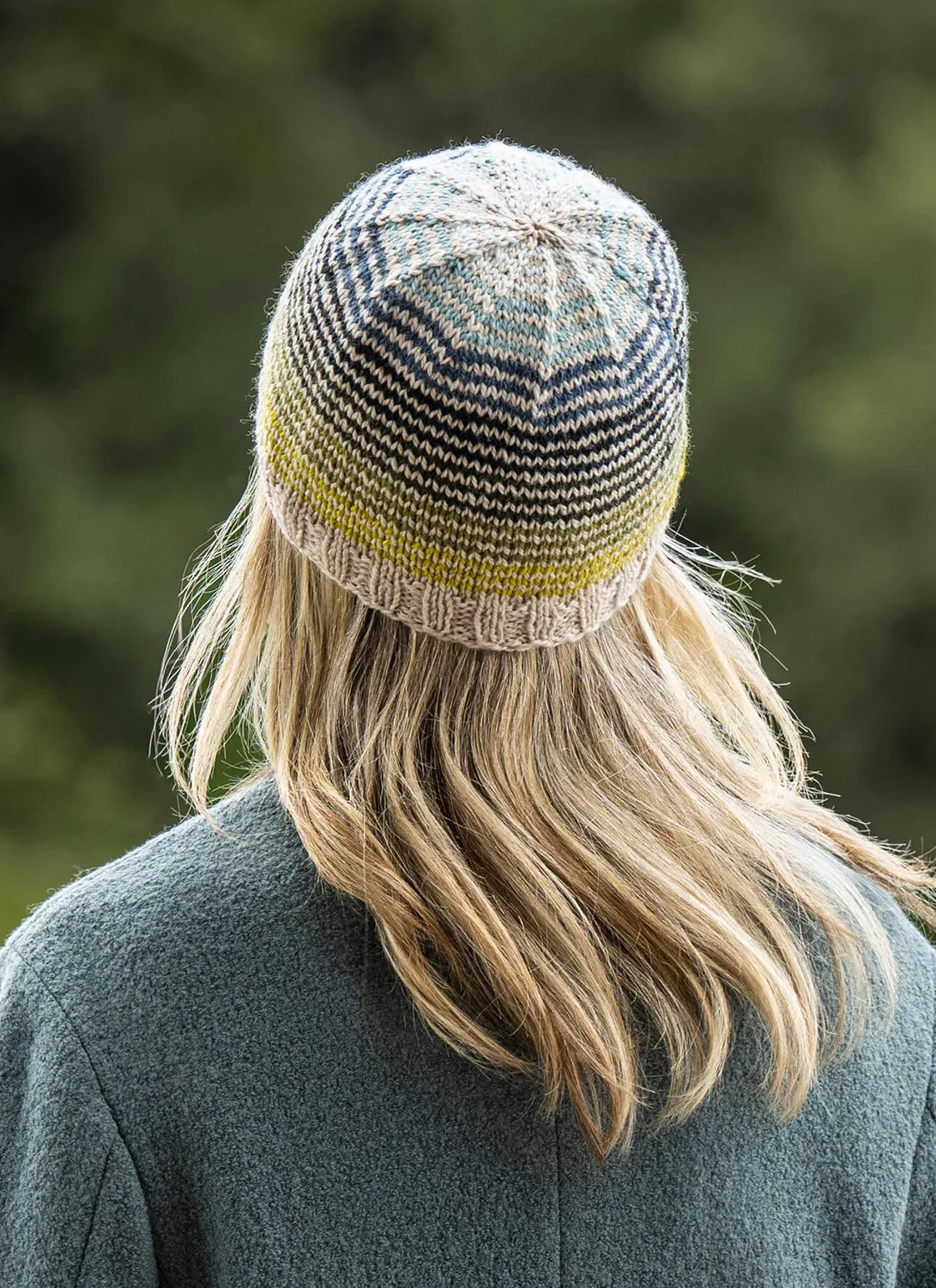 Blue Sky Fibers Corning Gradient Trio Cap Strickanleitung Mütze