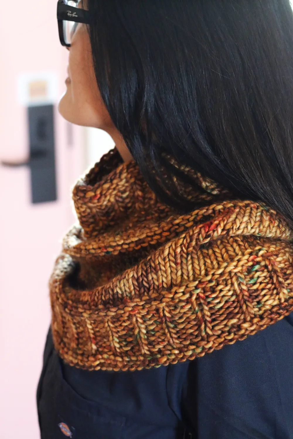 Madelinetosh Naughty & Nice Cowl Strickanleitung PDF