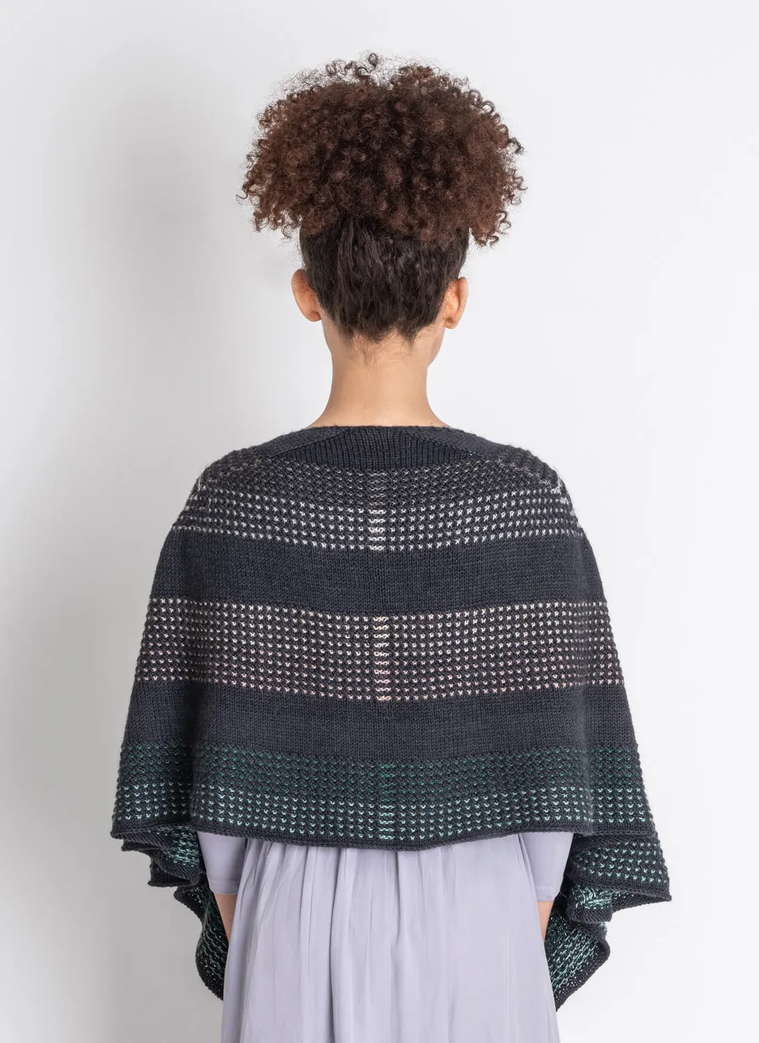 Blue Sky Fibers Tranquil Waters Shawl Strickanleitung Cape