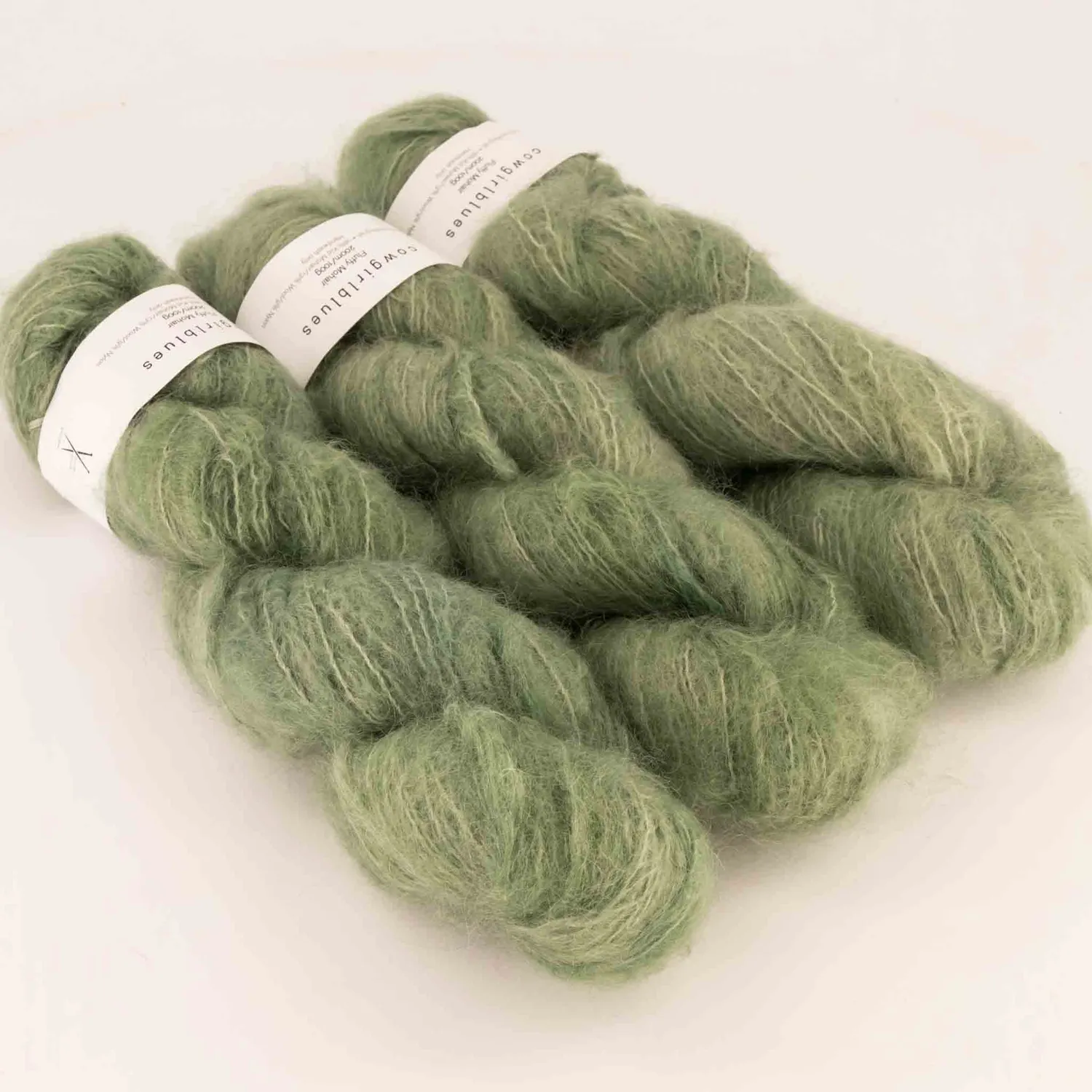 Cowgirlblues Fluffy Sage Mohairgarn handgefärbt