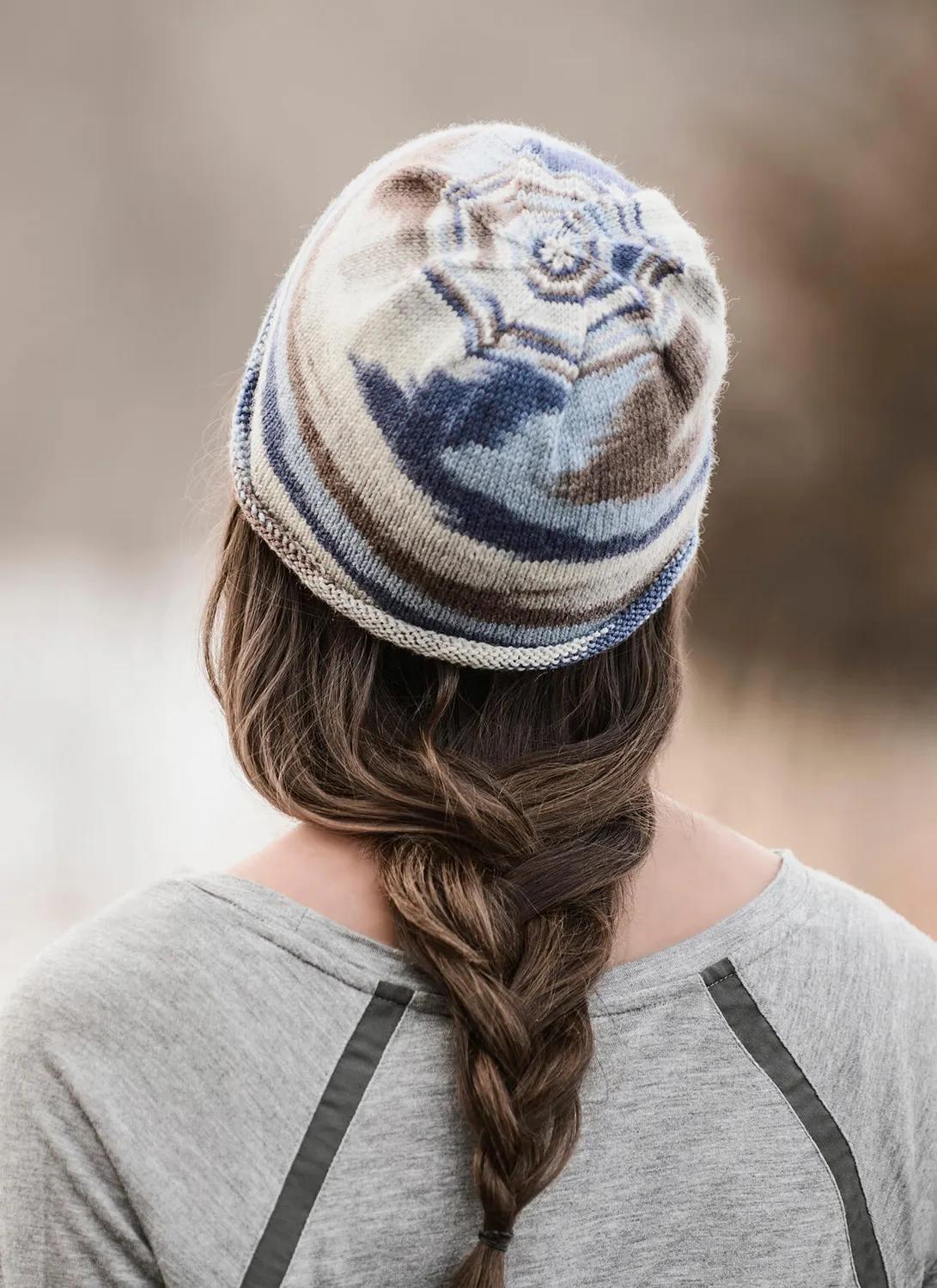 Blue Sky Fibers Marble Hat Strickanleitung Dünne Mütze