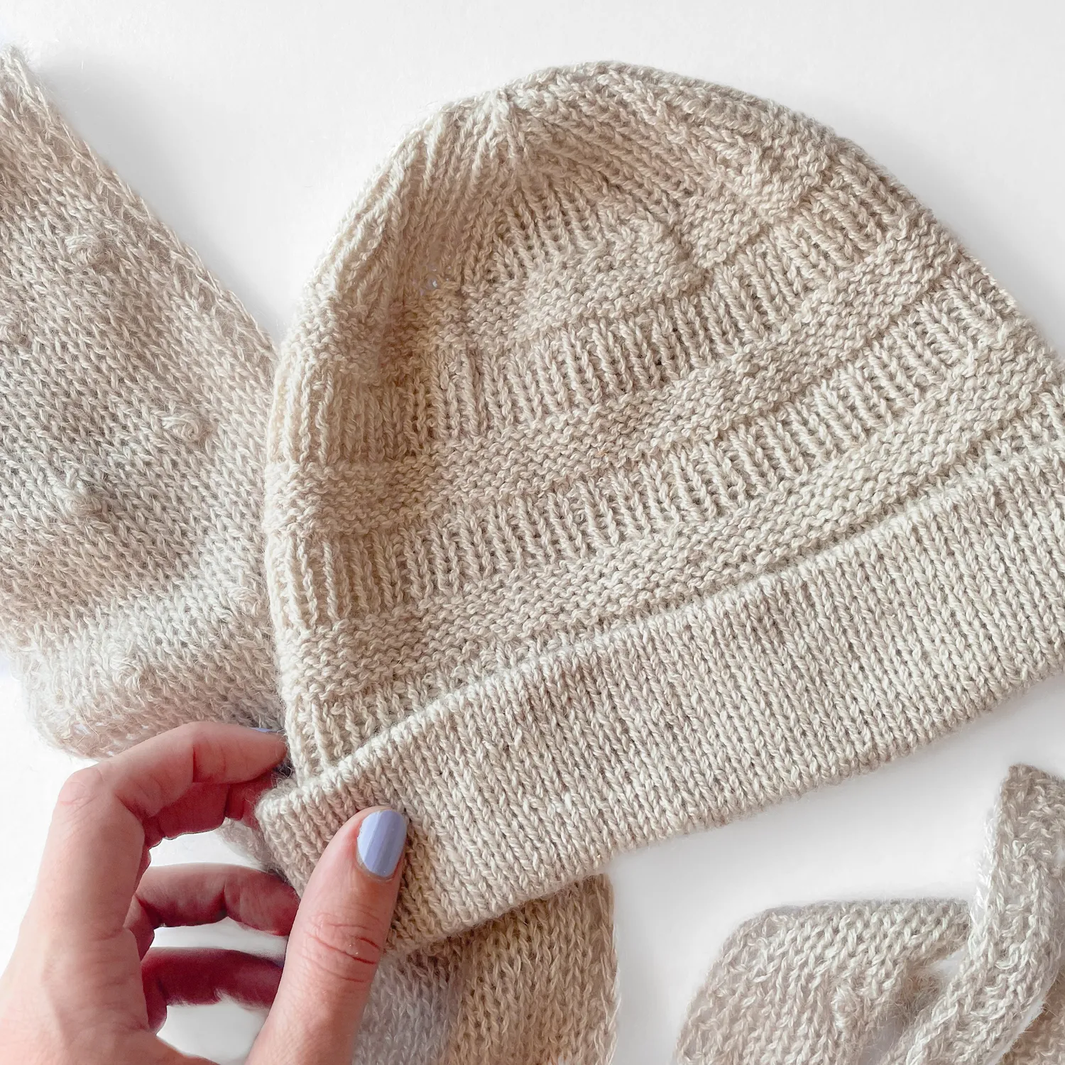 Madelinetosh Limestone Hat Kit Strickset Afternoon 2 Stränge