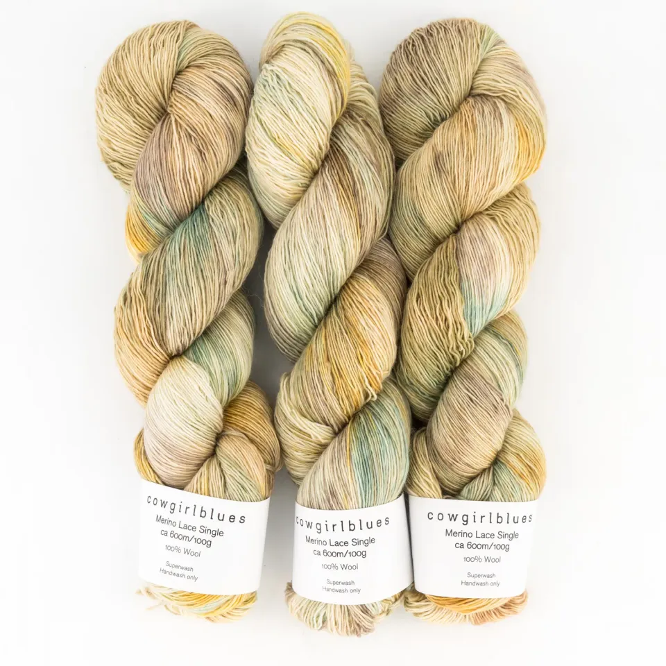 Cowgirlblues Merino Lace I'm Like a Bird Lacegarn zart