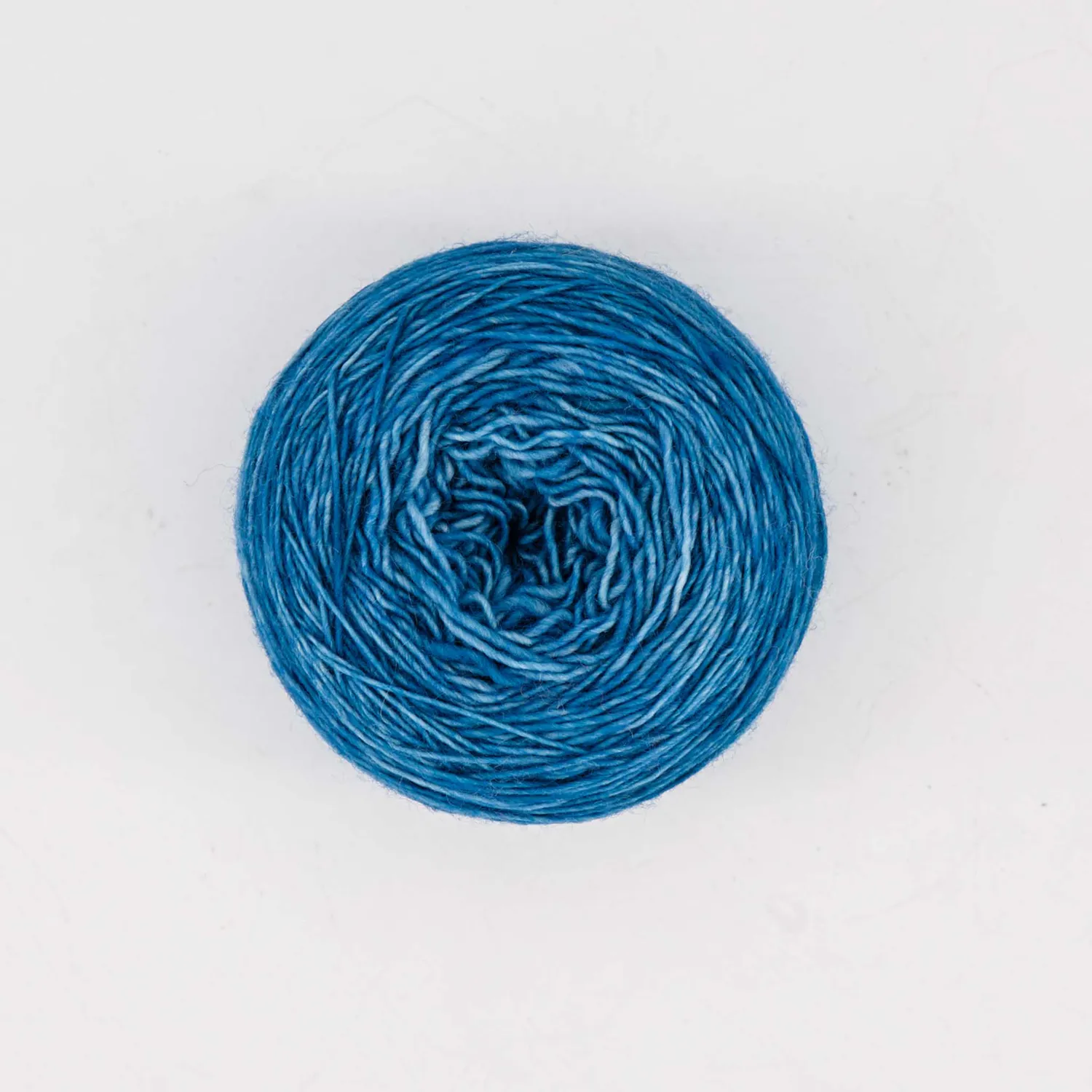 Cowgirlblues Merino Lace Guinea Fowl Garn handgefärbt