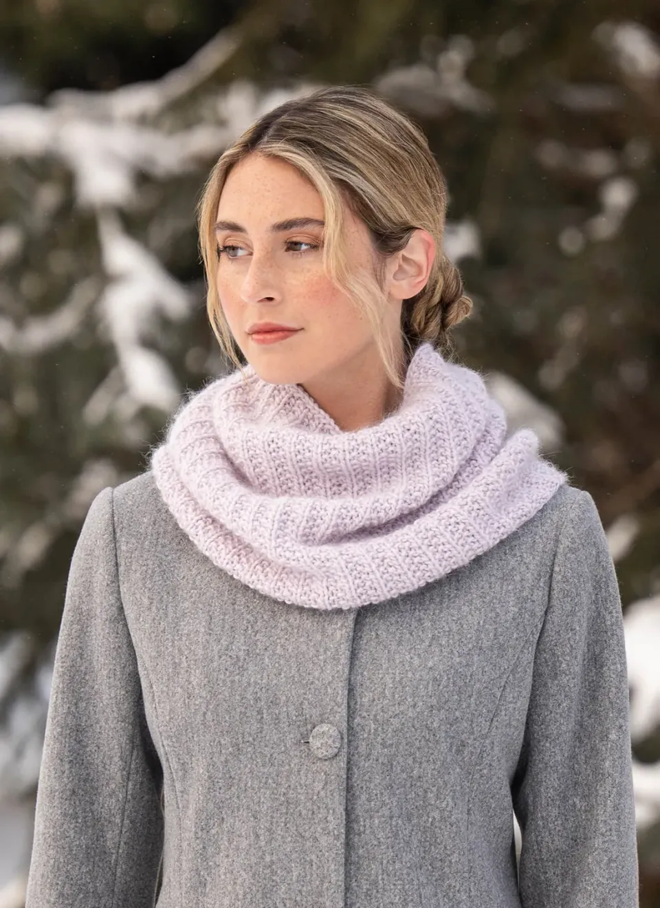Blue Sky Fibers Violet Cowl 202624 Loop-Anleitung Suri