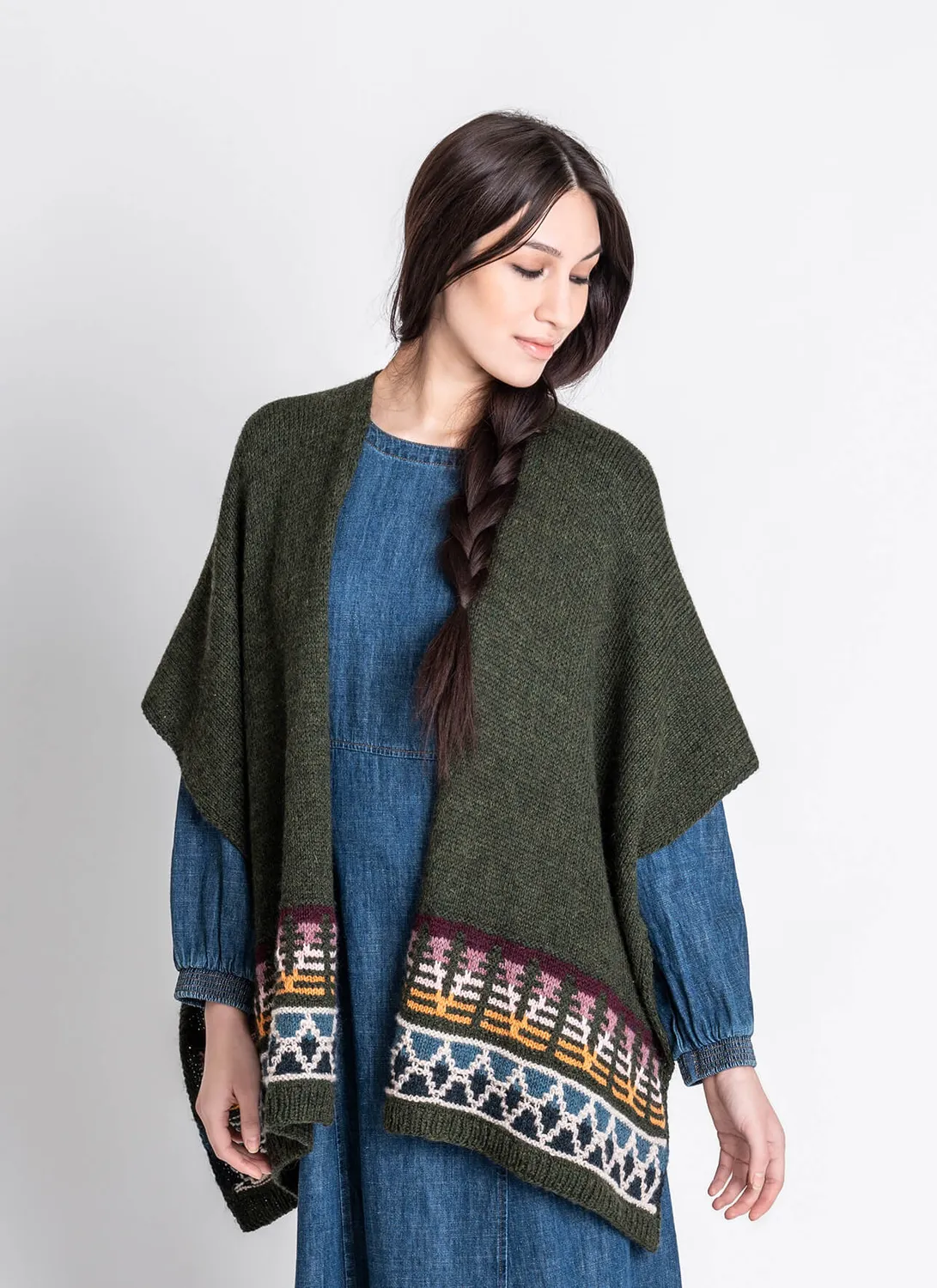 Blue Sky Fibers Classic Woodland Ruana Strickanleitung 202345