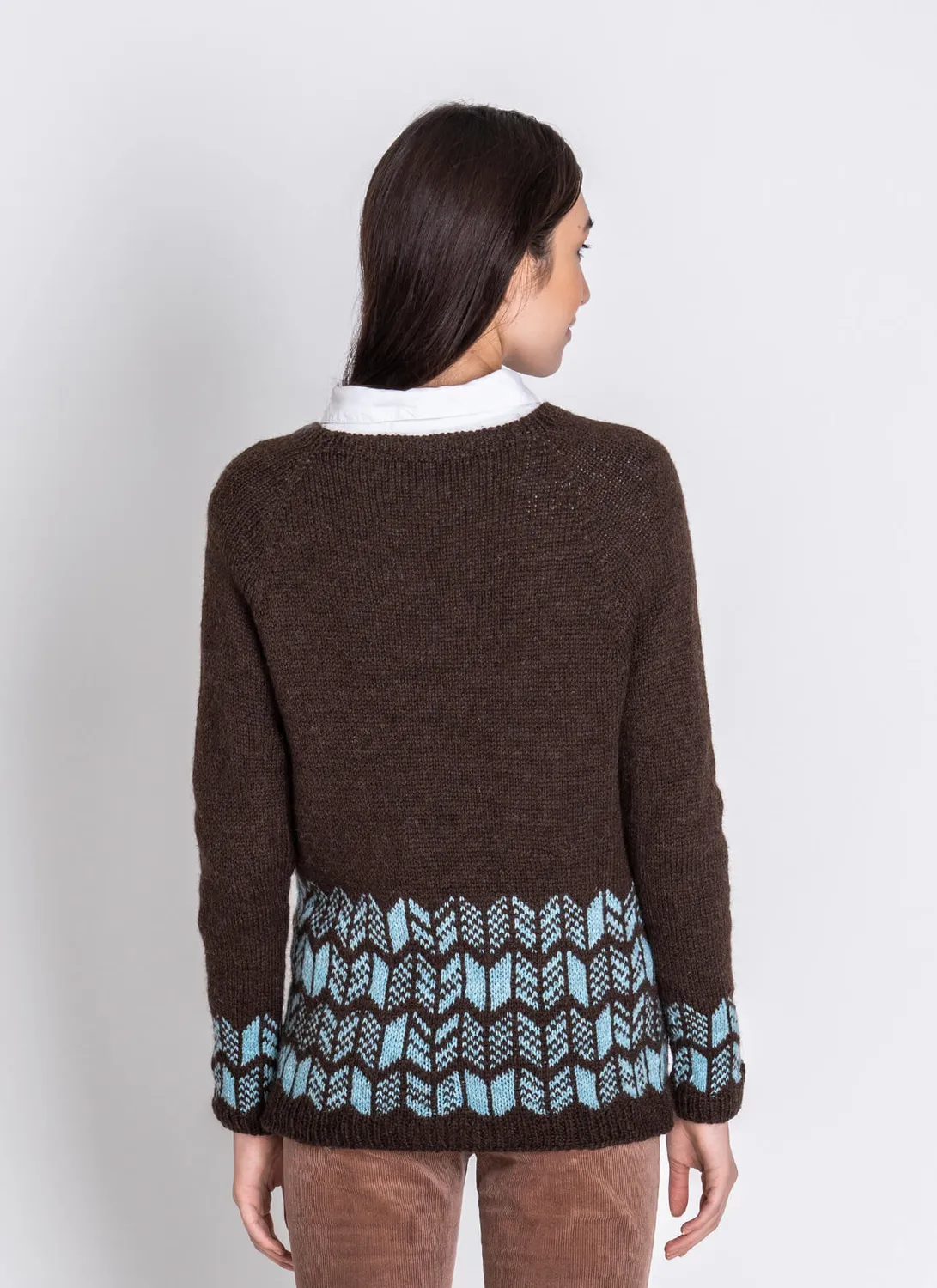 Blue Sky Fibers Classic Browns Valley 202352 Strickanleitung Pullover Zopf