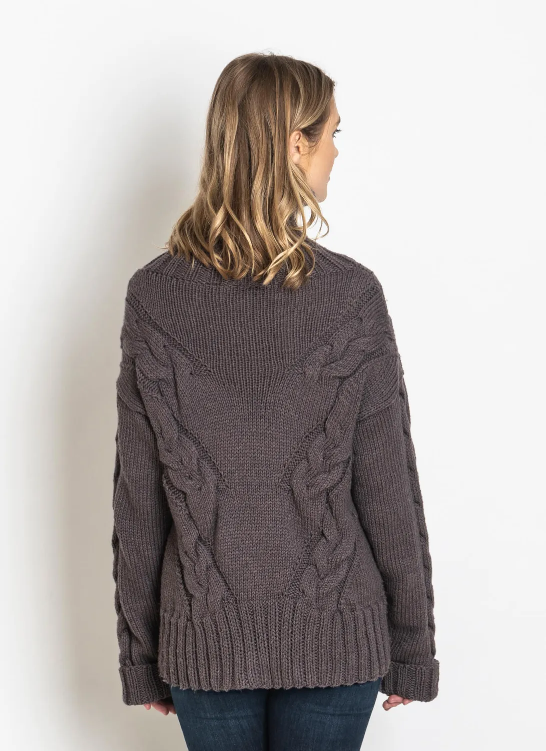 Blue Sky Fibers Solway Sweater Strickanleitung Zopf